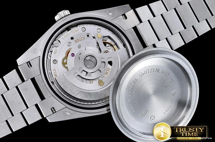 1026 RDD0202B – DayDate 40mm ModernLook 666